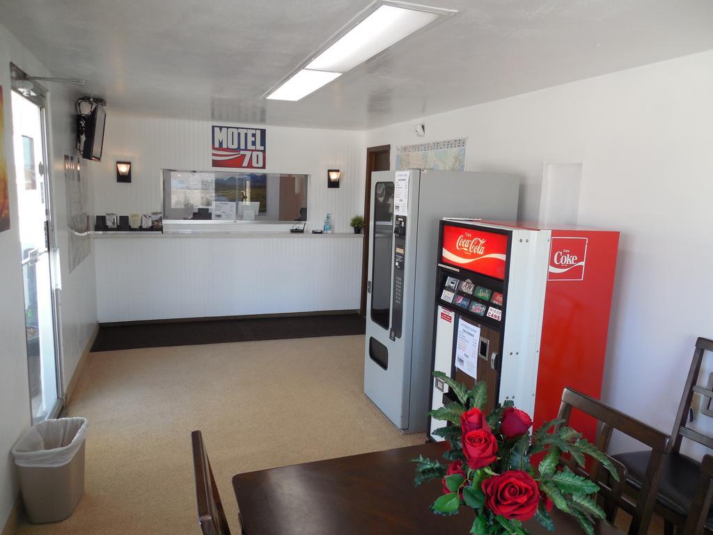High Hill Motel 70 מראה חיצוני תמונה