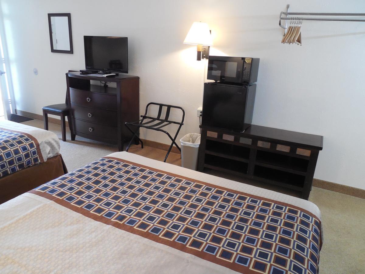 High Hill Motel 70 מראה חיצוני תמונה